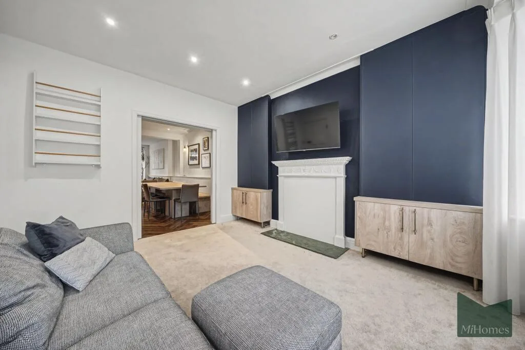 4 bedroom house for rent