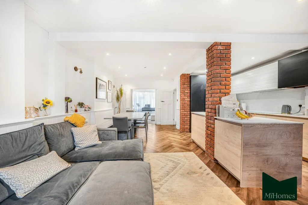 4 bedroom house for rent