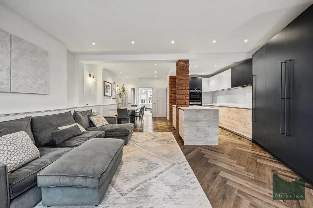4 bedroom house for rent
