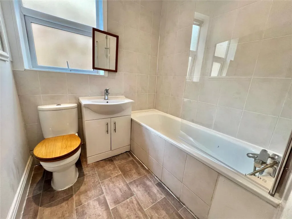 3 bedroom apartment for rent