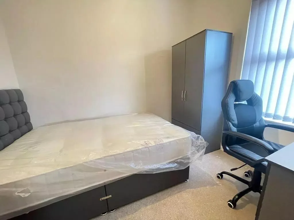 4 bedroom terraced house for rent