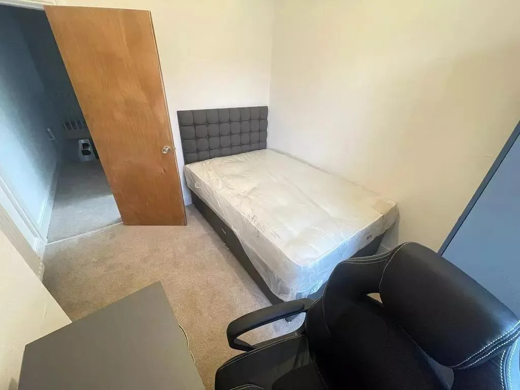 4 bedroom terraced house for rent