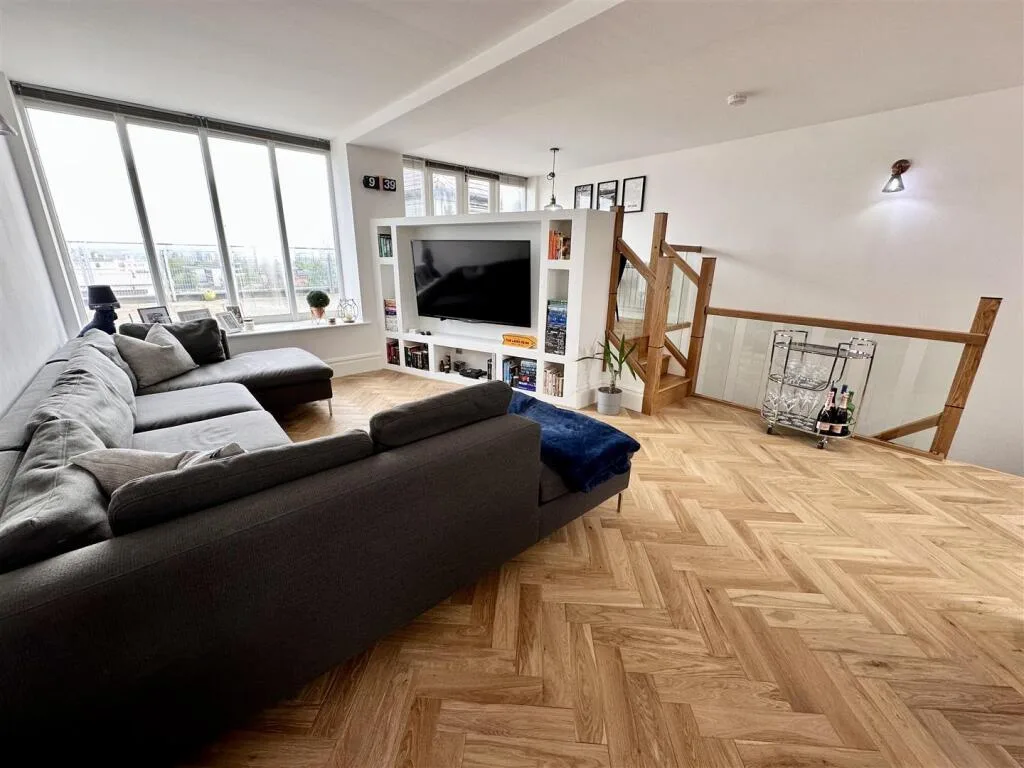 3 bedroom duplex for rent