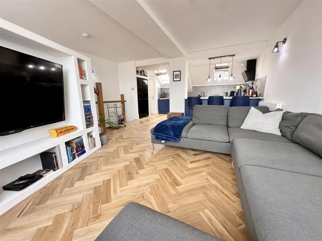 3 bedroom duplex for rent