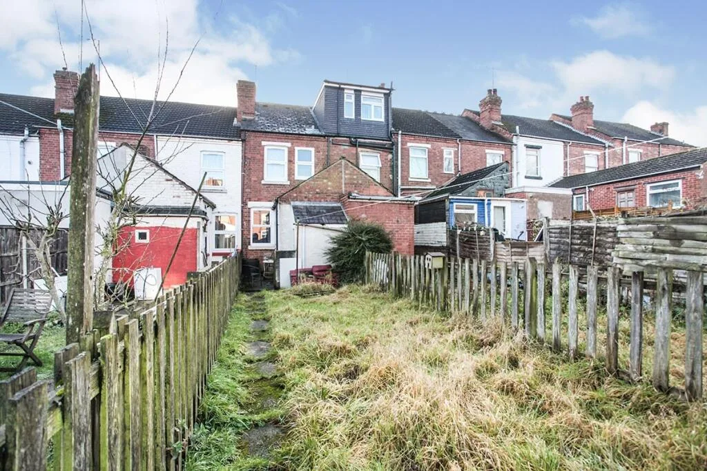 2 bedroom terraced house for rent