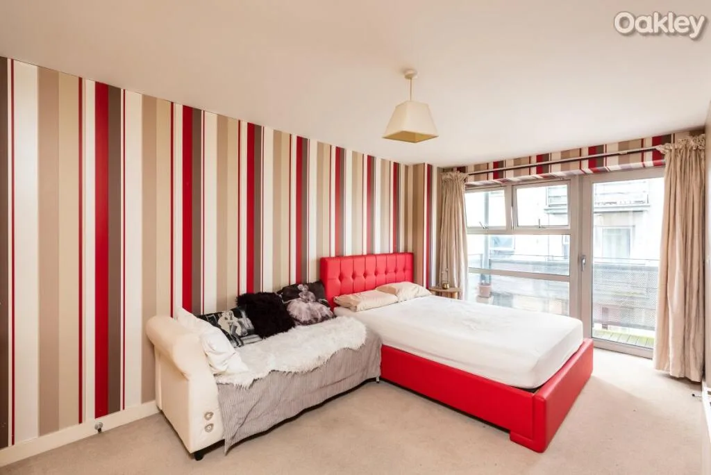 3 bedroom flat for rent