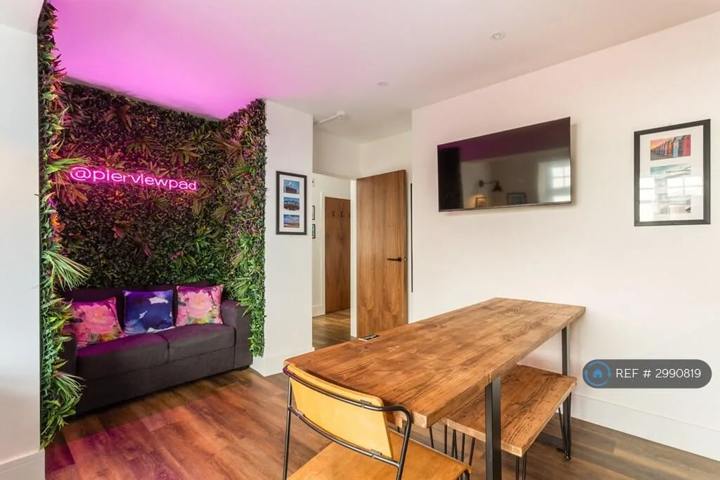 3 bedroom flat for rent