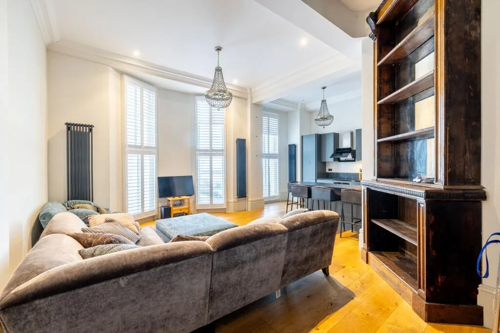 3 bedroom flat for rent