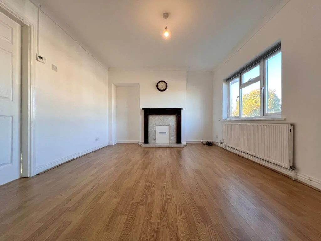 2 bedroom end of terrace house for rent