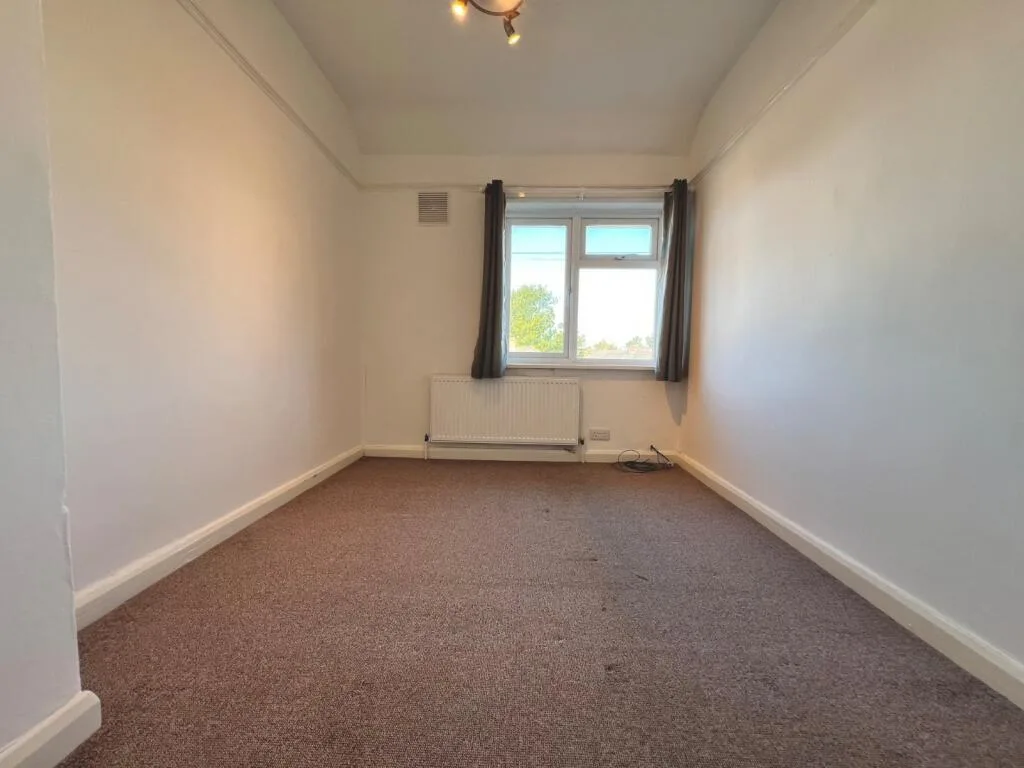 2 bedroom end of terrace house for rent