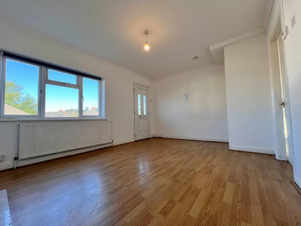 2 bedroom end of terrace house for rent