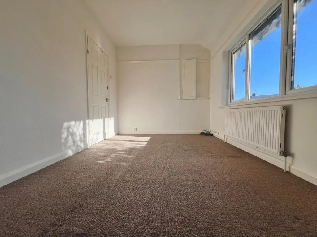 2 bedroom end of terrace house for rent
