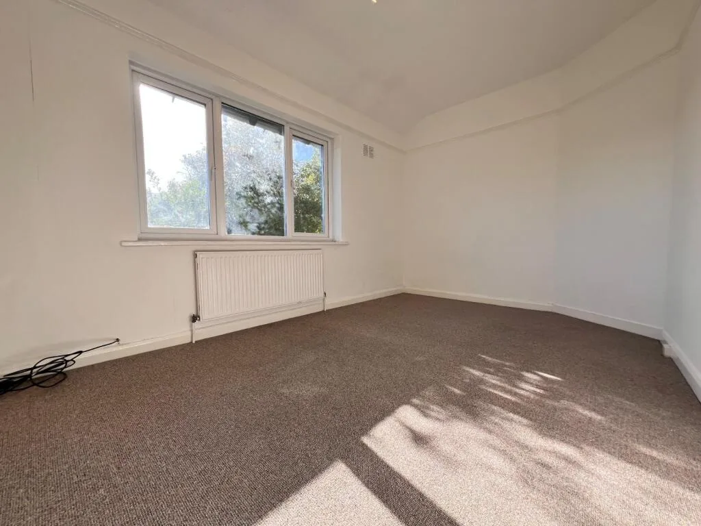 2 bedroom end of terrace house for rent