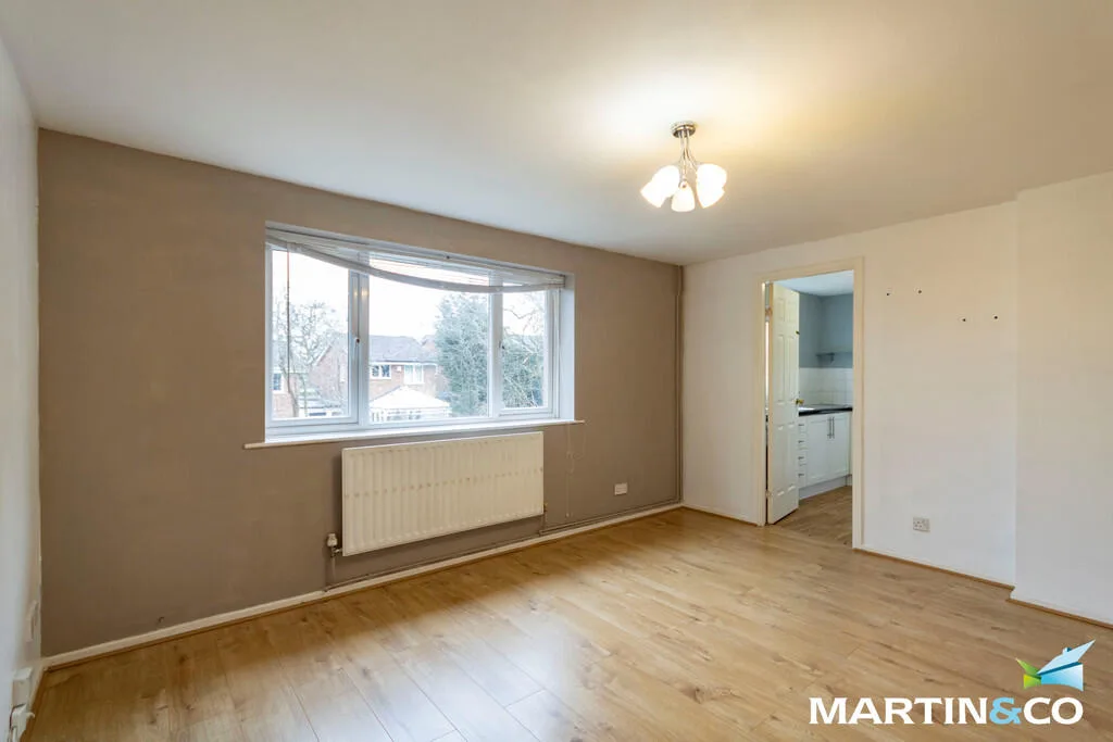2 bedroom maisonette for rent