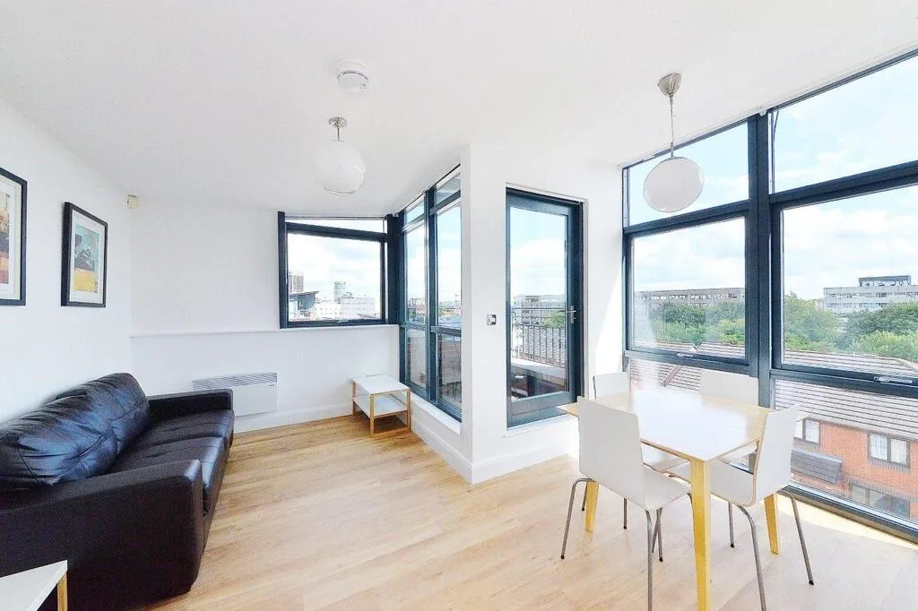 3 bedroom penthouse for rent