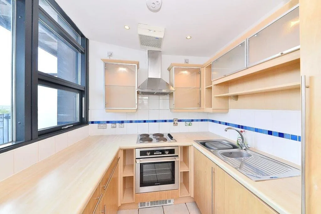 3 bedroom penthouse for rent