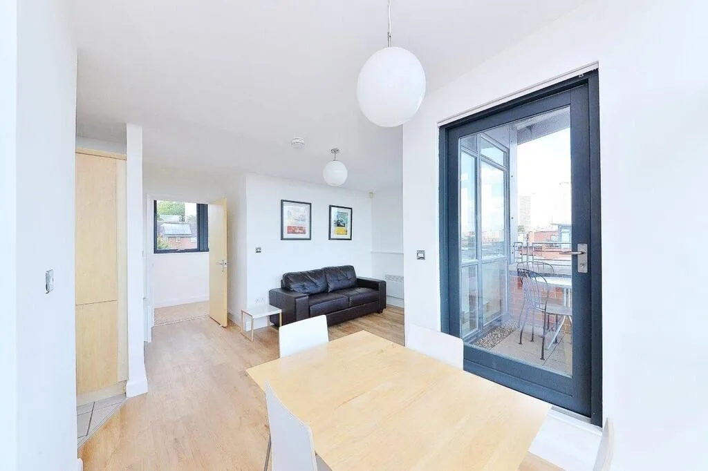 3 bedroom penthouse for rent