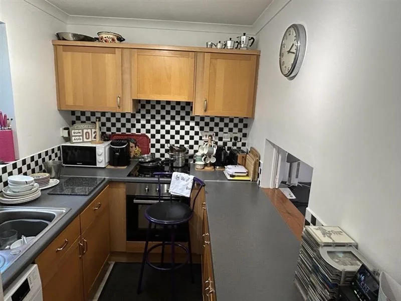 2 bedroom house for rent