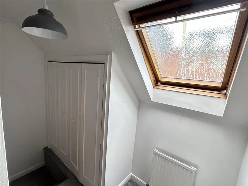 2 bedroom house for rent