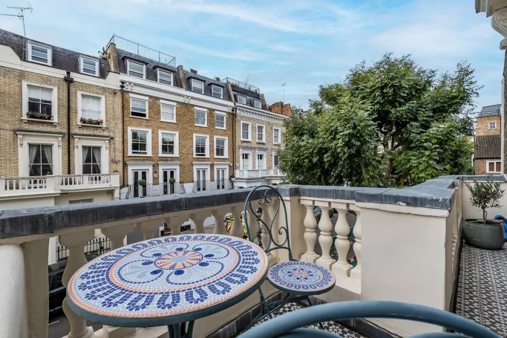 2 bedroom flat for rent