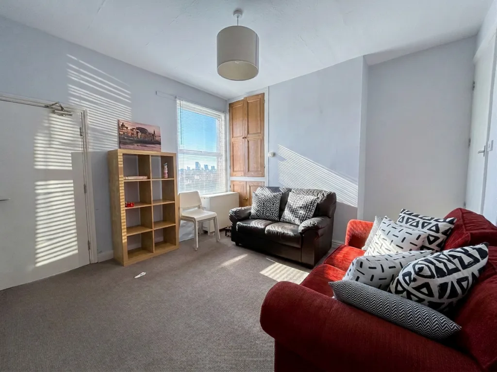 4 bedroom house for rent