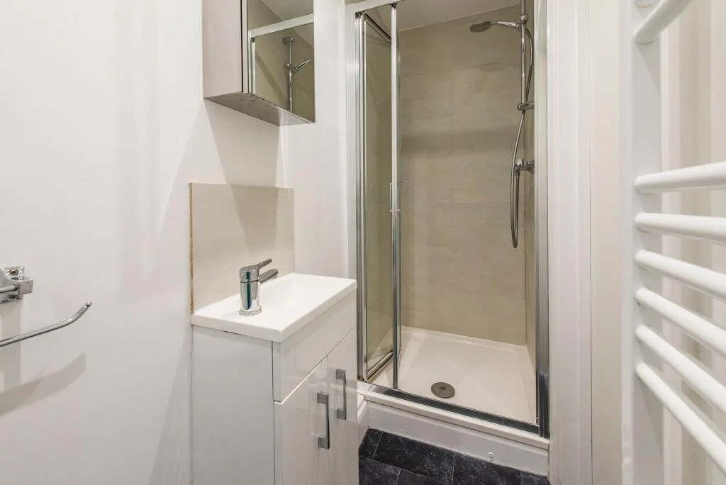 2 bedroom detached house for rent