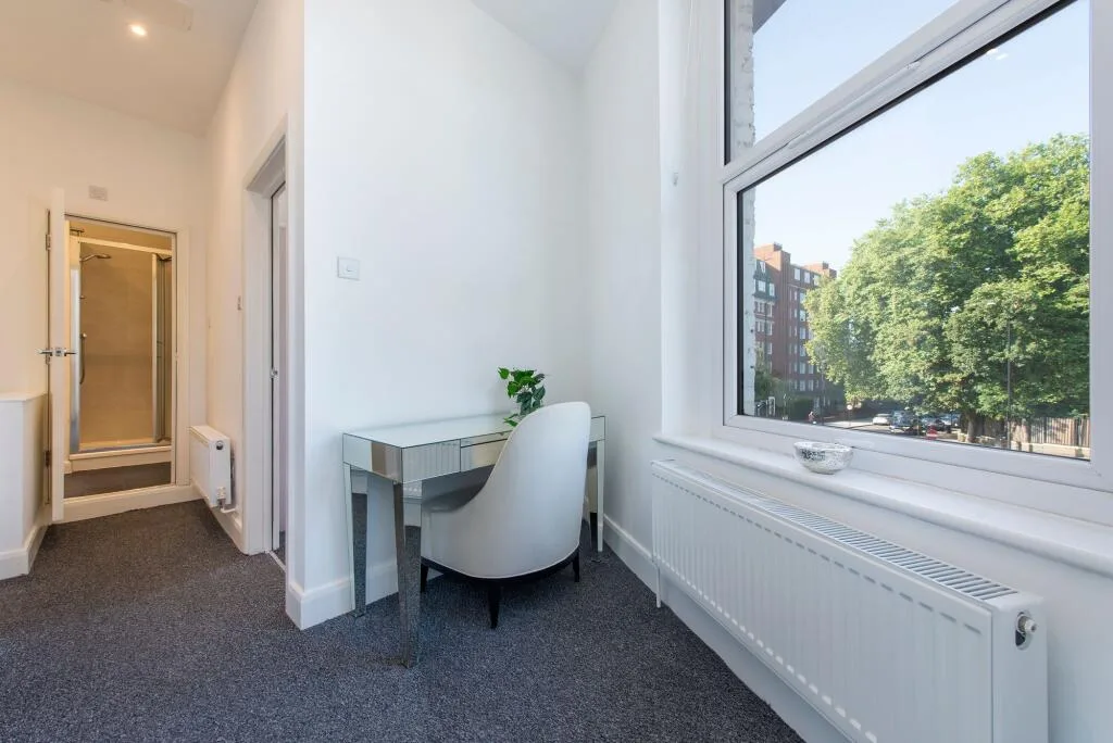 2 bedroom detached house for rent