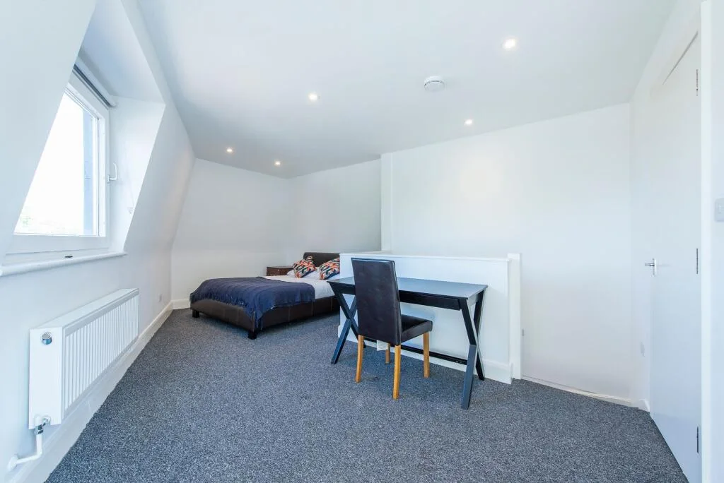 2 bedroom detached house for rent