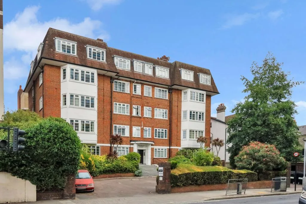 2 bedroom flat for rent