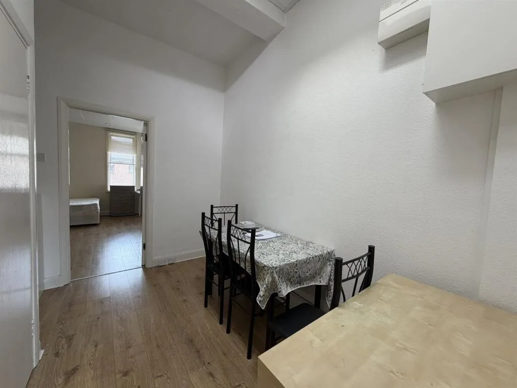 3 bedroom apartment for rent
