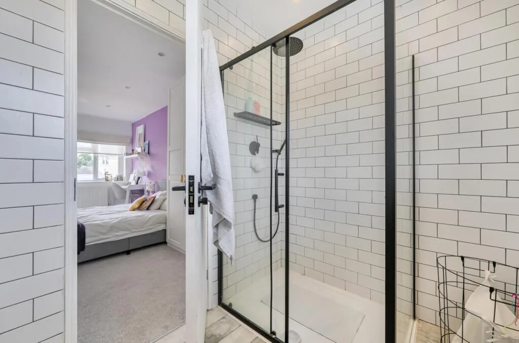 4 bedroom semi-detached house for rent