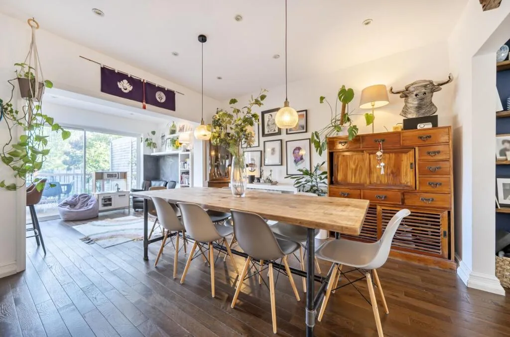 4 bedroom semi-detached house for rent