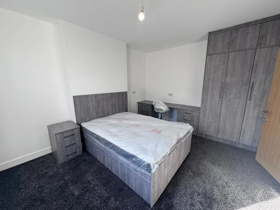 2 bedroom house for rent