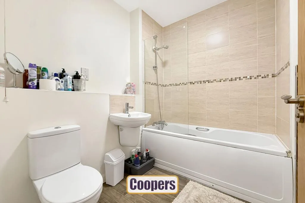 2 bedroom semi-detached house for rent