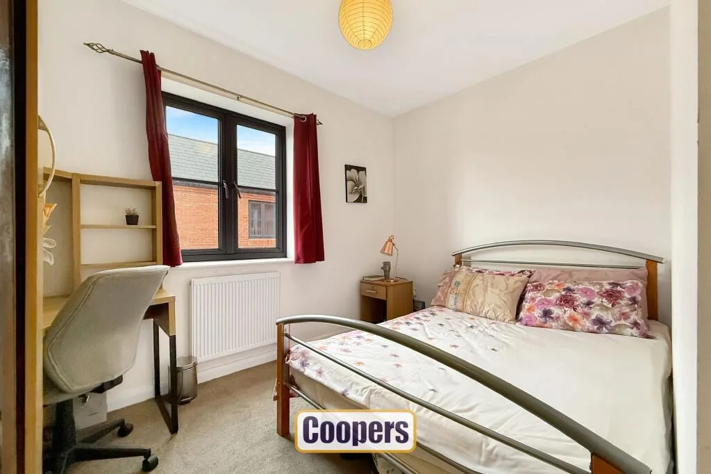 2 bedroom semi-detached house for rent