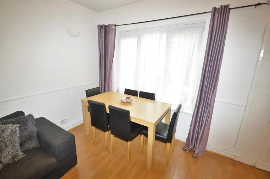 3 bedroom terraced house for rent