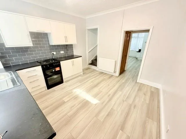 2 bedroom terraced house for rent