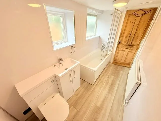 2 bedroom terraced house for rent