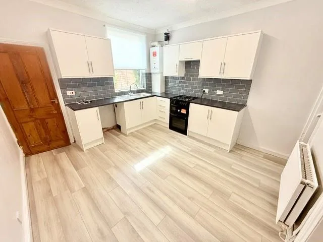 2 bedroom terraced house for rent