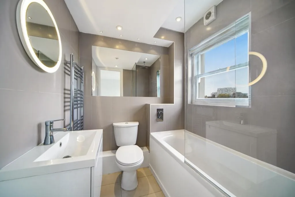 3 bedroom maisonette for rent