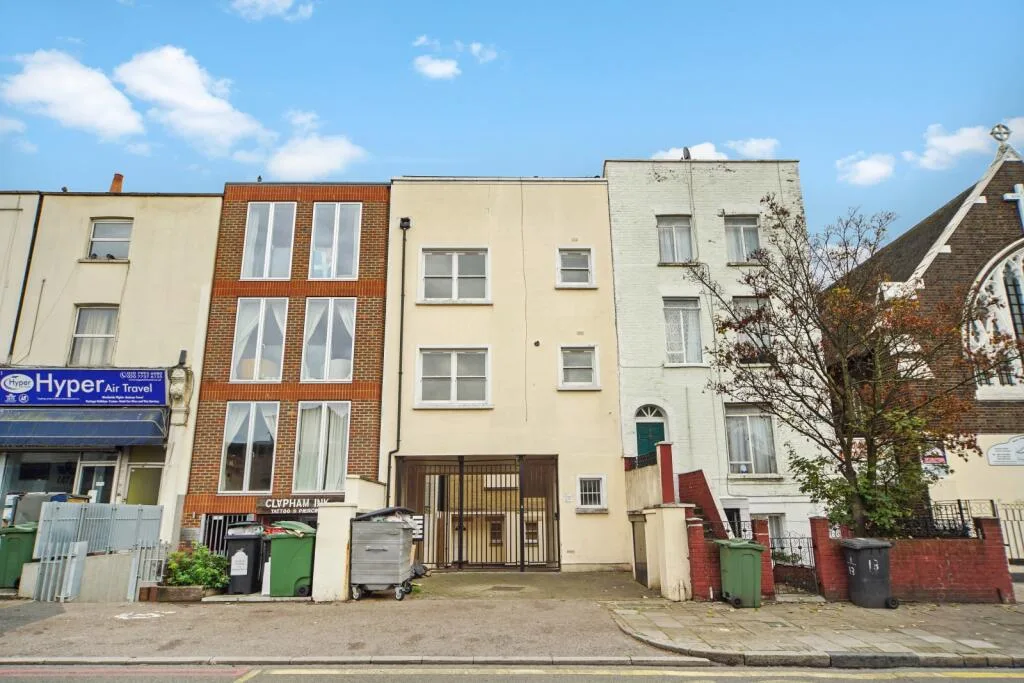 3 bedroom maisonette for rent