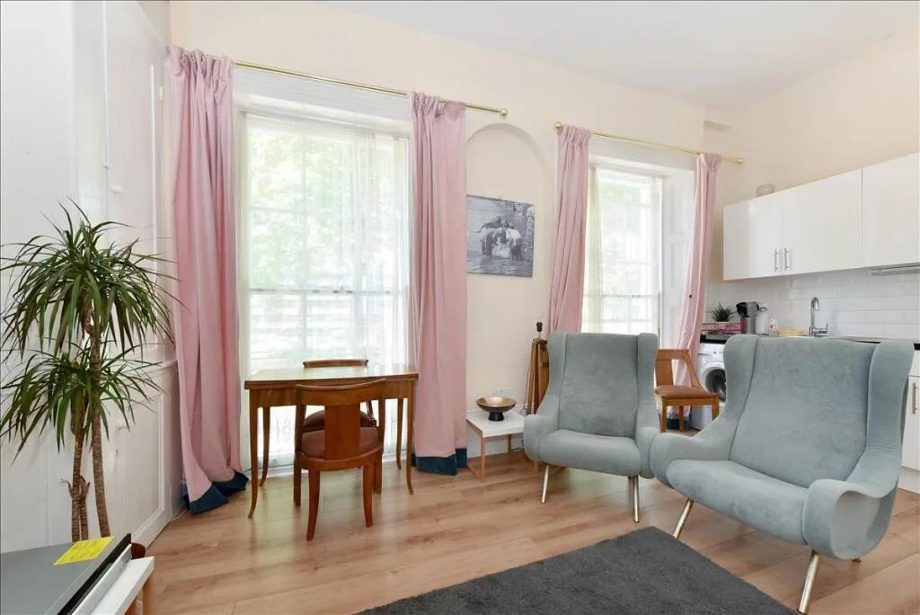 Studio apartment for rent
