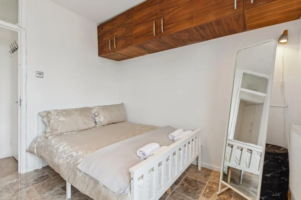 3 bedroom flat for rent