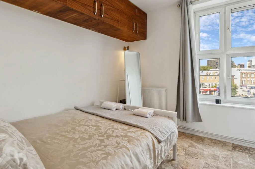 3 bedroom flat for rent