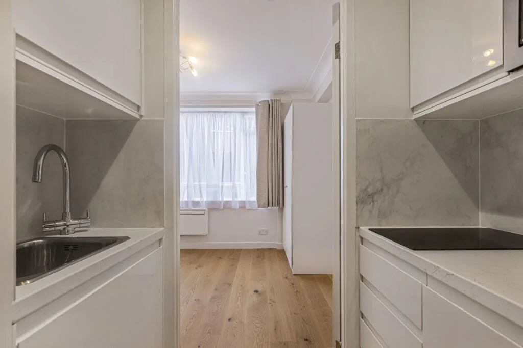 Studio flat for rent