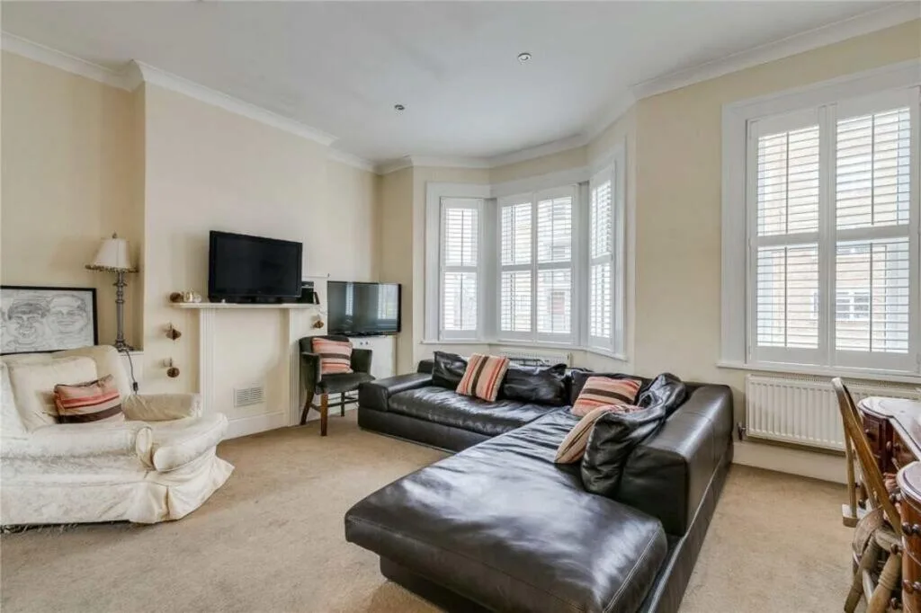 3 bedroom flat for rent