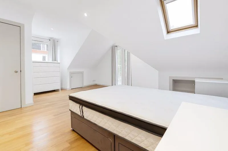 3 bedroom flat for rent