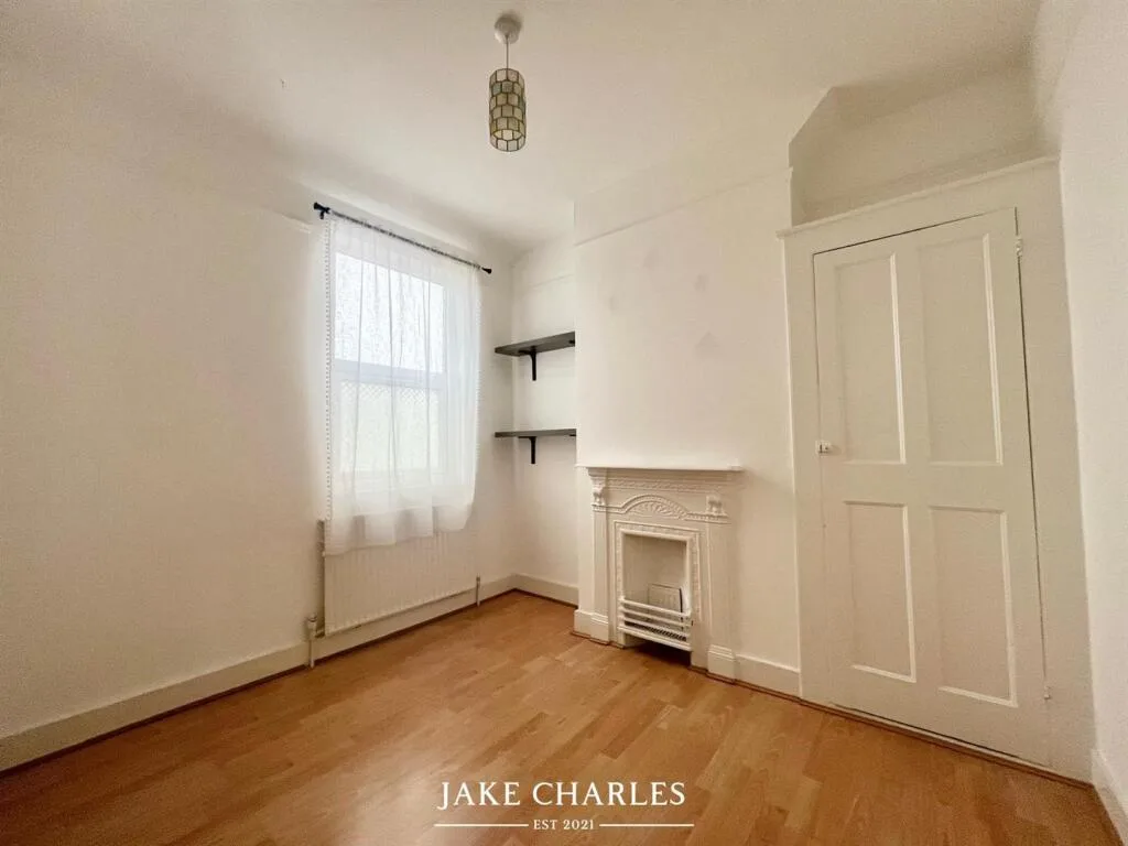2 bedroom terraced house for rent
