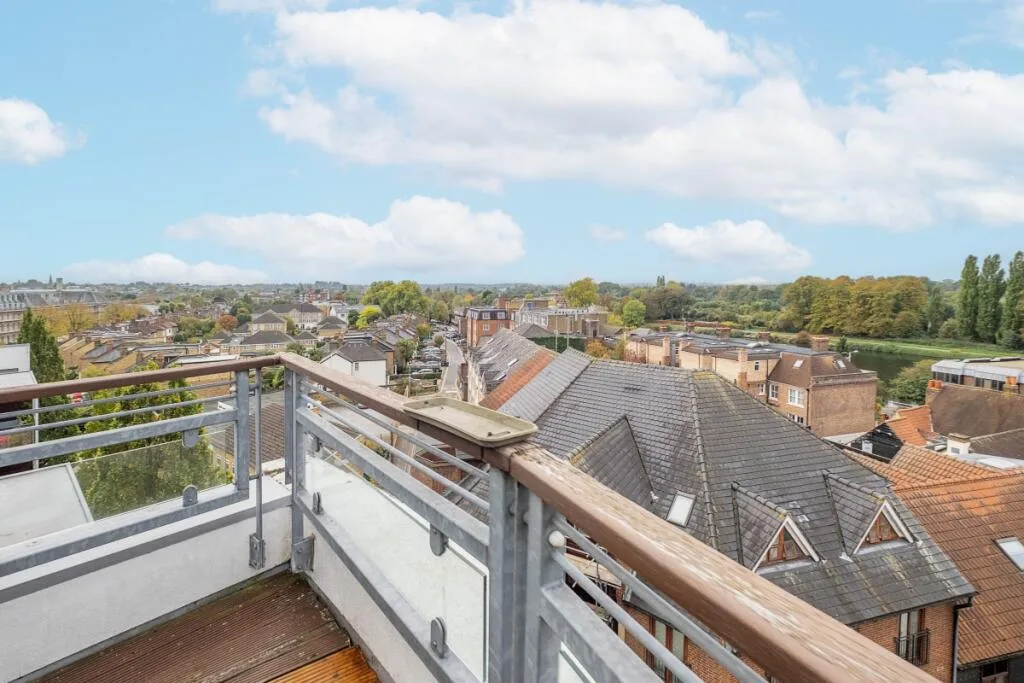 3 bedroom penthouse for rent