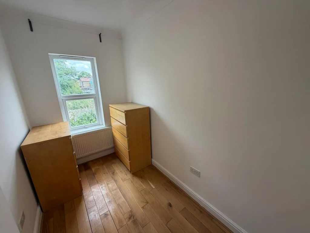 2 bedroom semi-detached house for rent